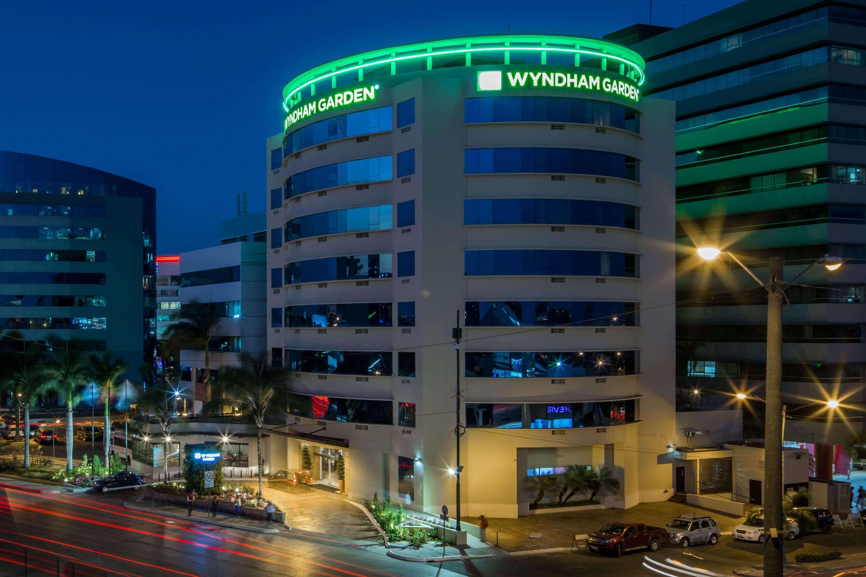 Wyndham Garden Guayaquil Otel Dış mekan fotoğraf