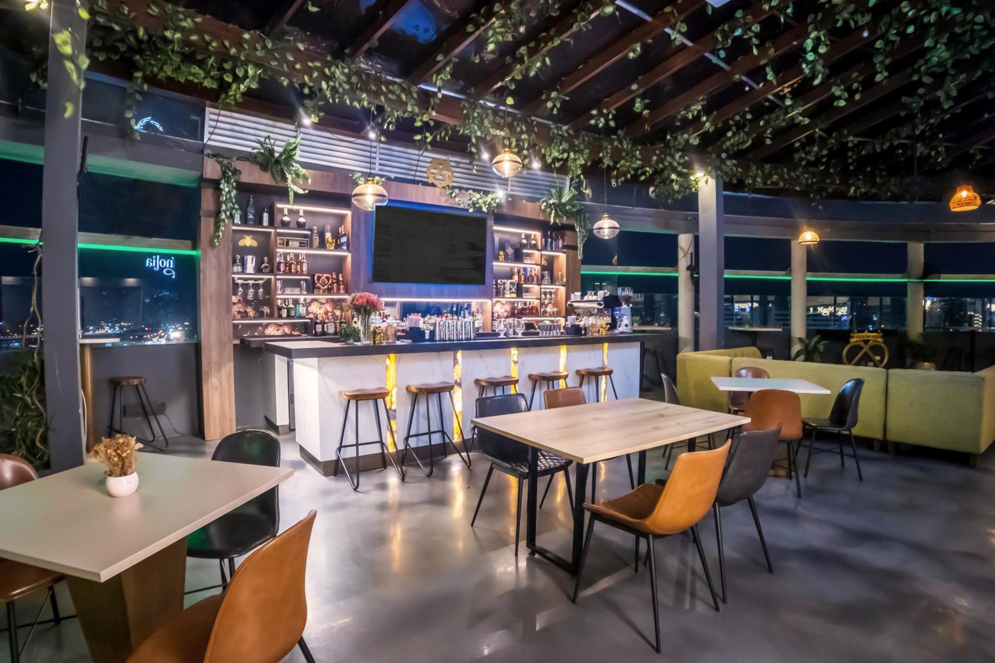 Wyndham Garden Guayaquil Otel Dış mekan fotoğraf