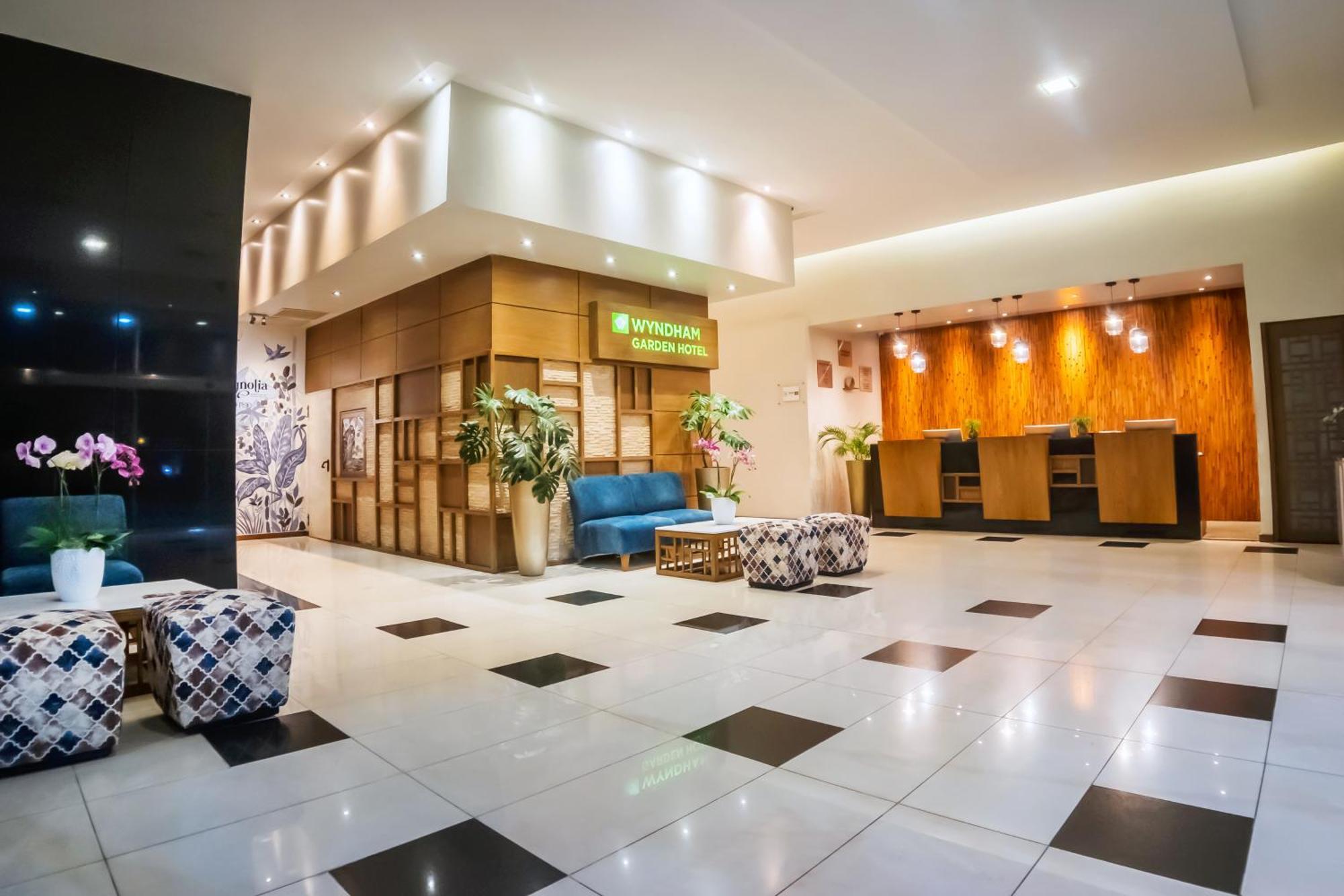 Wyndham Garden Guayaquil Otel Dış mekan fotoğraf