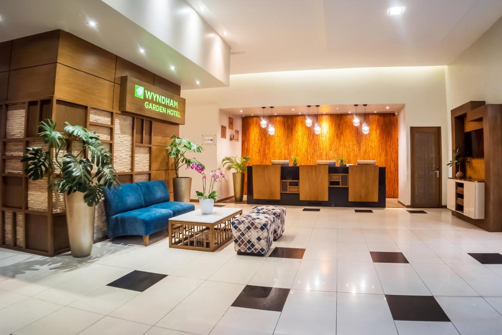 Wyndham Garden Guayaquil Otel Dış mekan fotoğraf