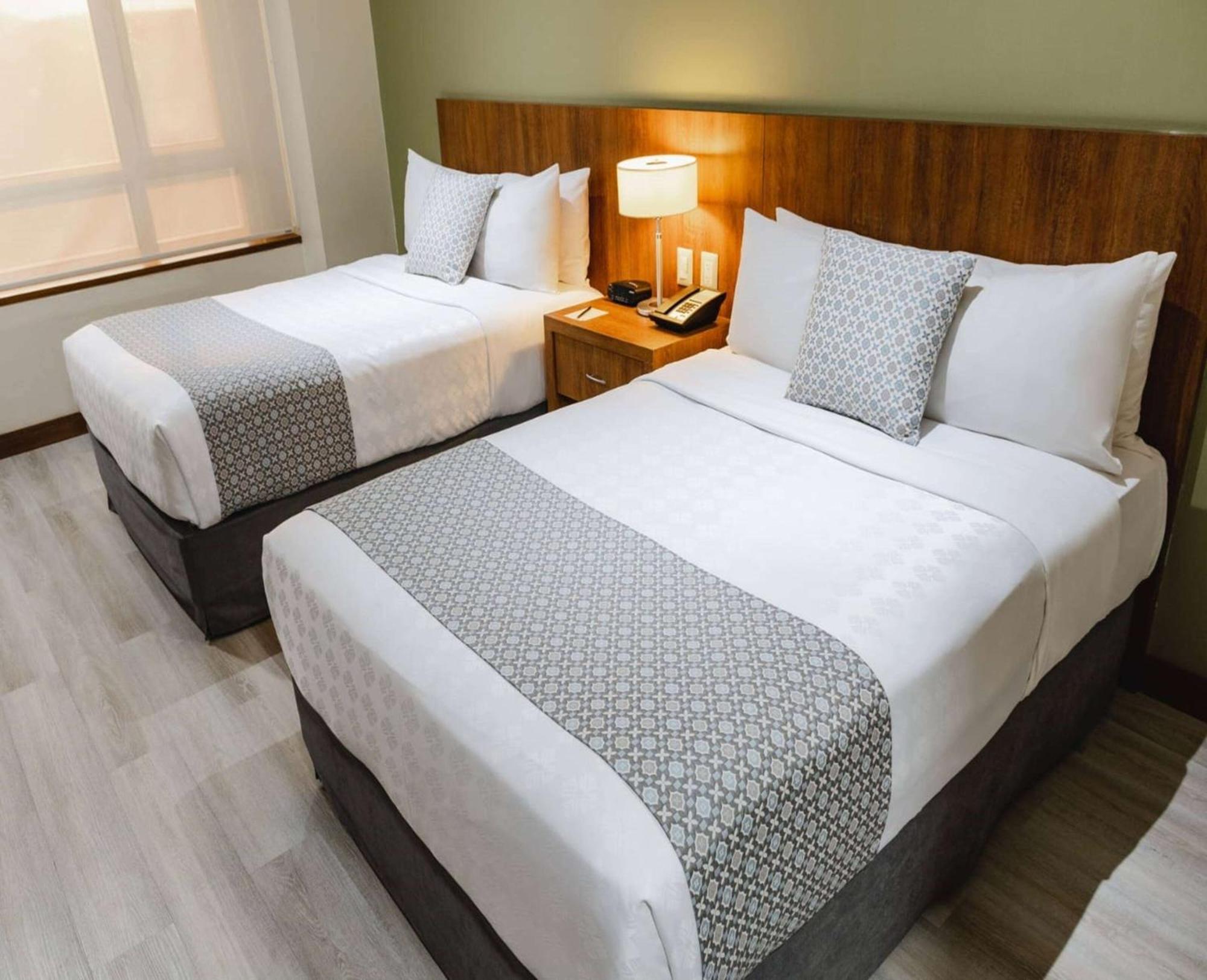 Wyndham Garden Guayaquil Otel Dış mekan fotoğraf